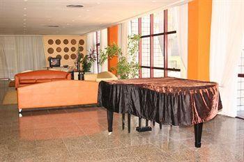 Golden Flat Recife 2*